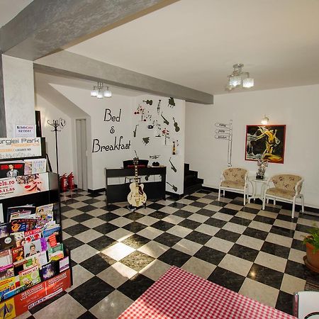 B&B Duo Caffe Bucarest Exterior foto